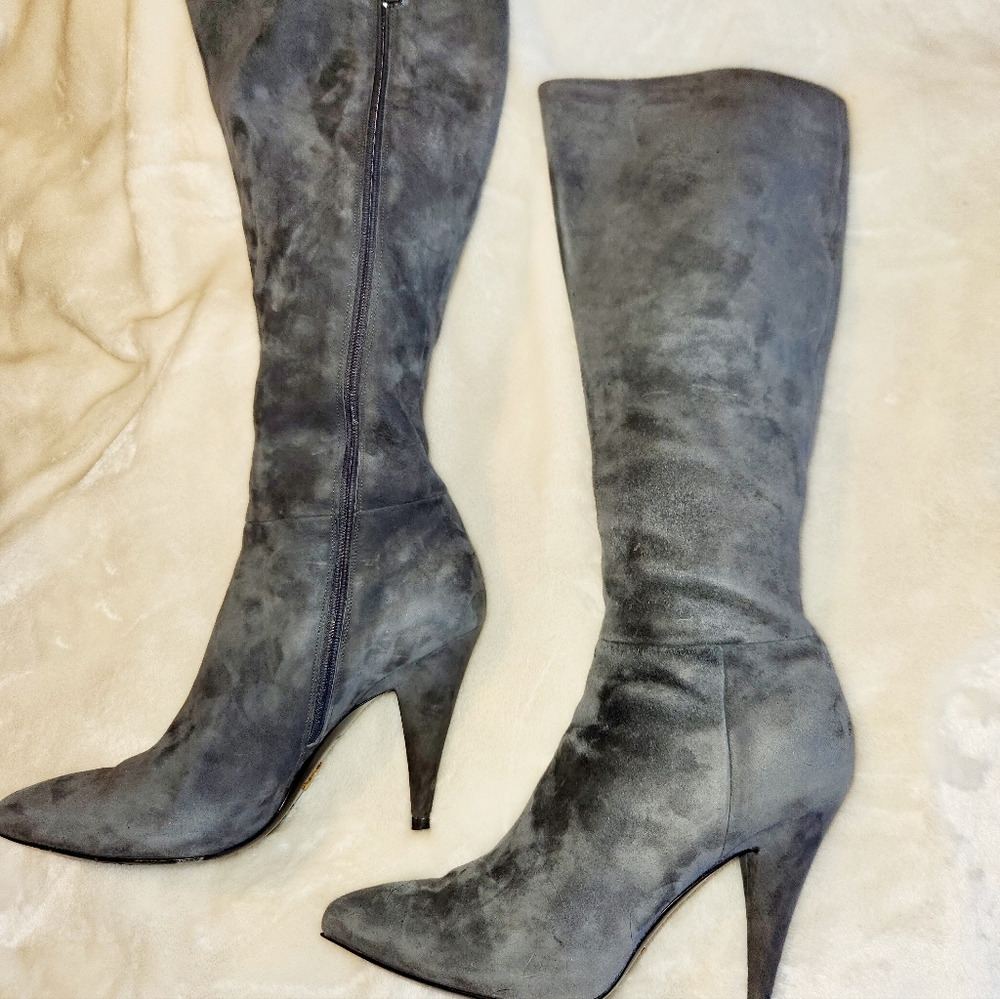 Prada knee-high suede boots - Picture 2 of 10